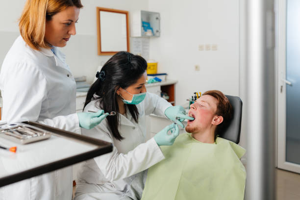 Best Tooth Infection Emergency Dentist  in Hagerstown, IN